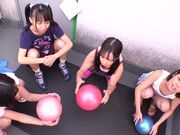 最爱乳贫3