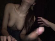 小胸部女性2