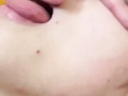 饥渴热辣的骚逼已经忍不住主动吞下鸡巴了